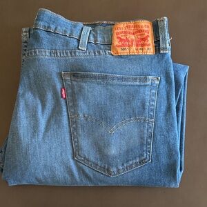 Levi's Classic Straight Men's Jeans in Denim Blue